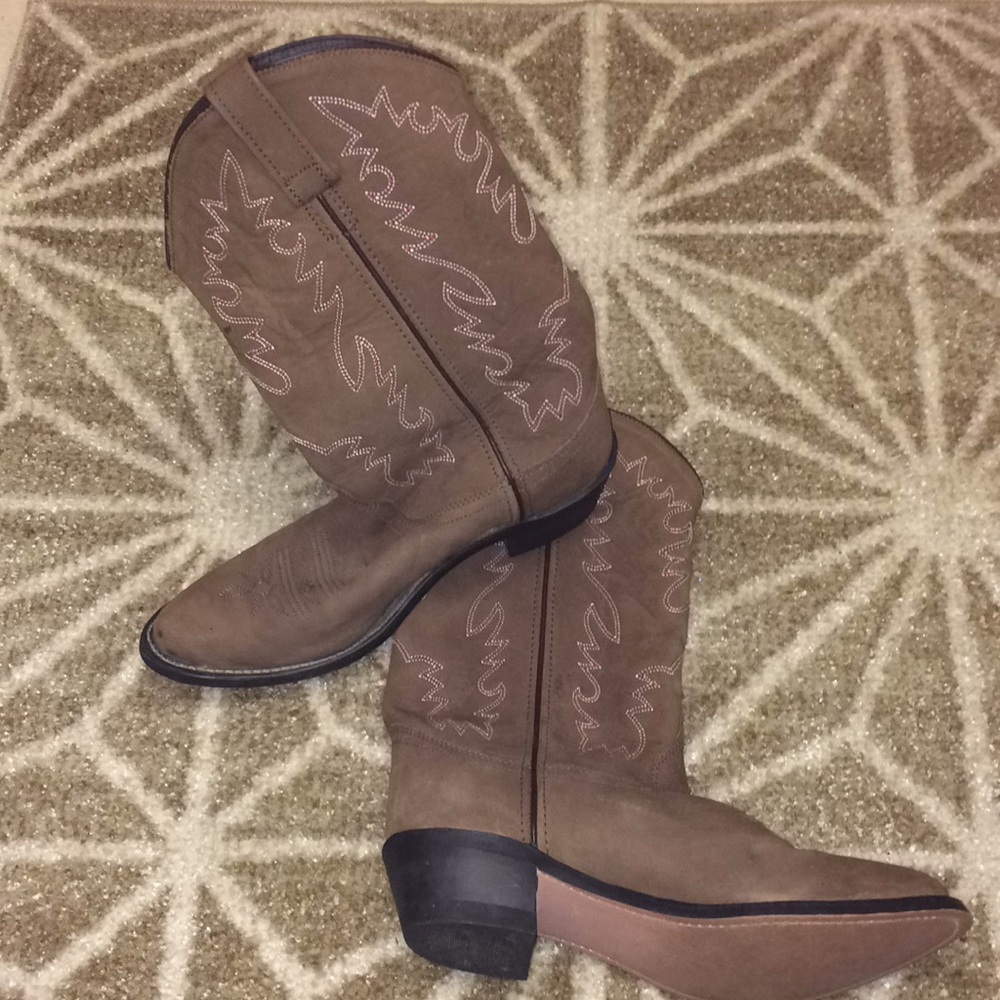 Dancing boots